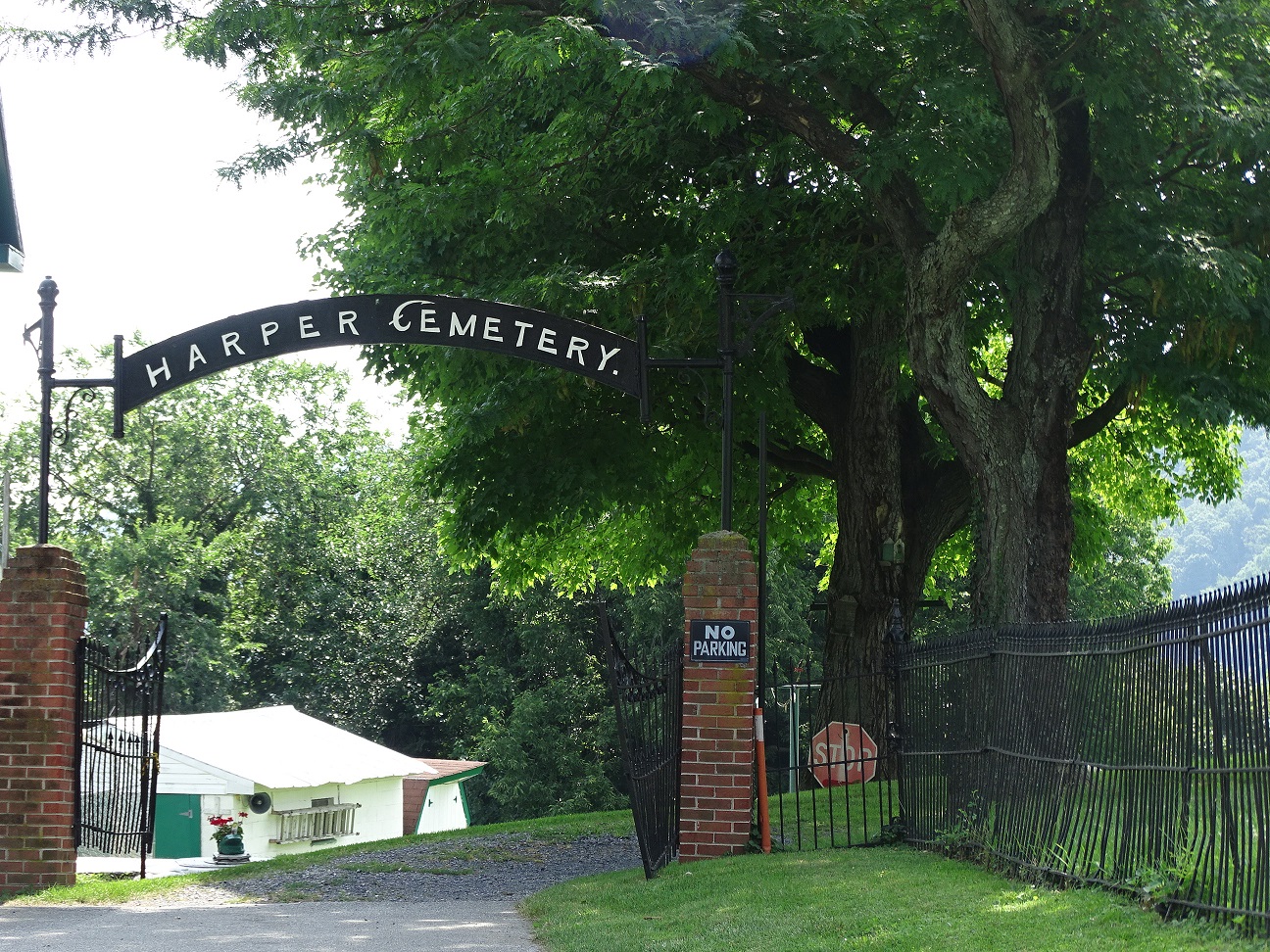 Harper Cemetery paranormal