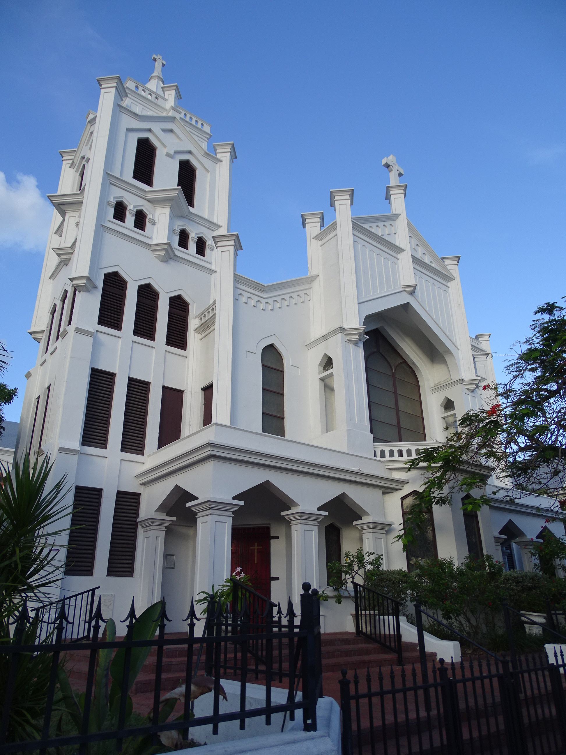 St Paul's Episcopal Church and Cemetery paranormal