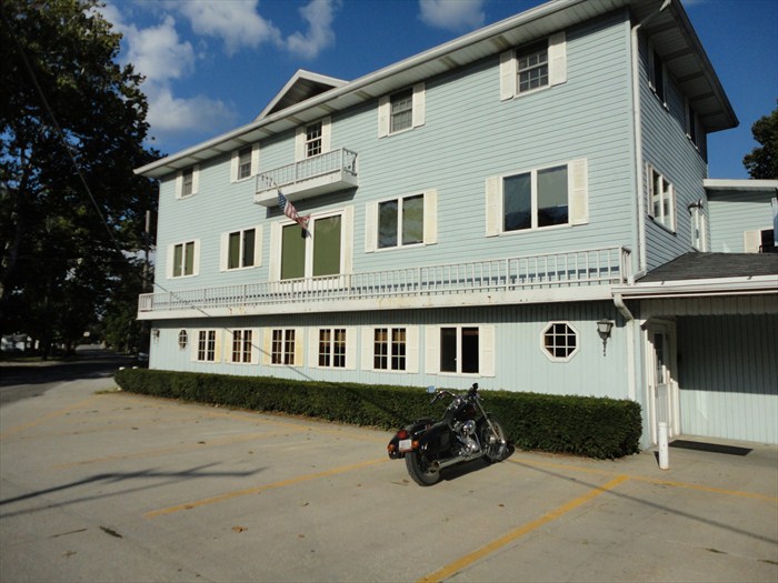 The Barbee Hotel was considered a very high-class resort during Al Capone's time. He stayed in the hotel frequently, often clearing out all the guests so he could stay in seclusion. He always stayed in room 301 at the back of the hotel.