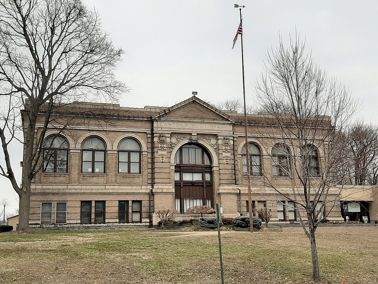 Easton Area Public Library