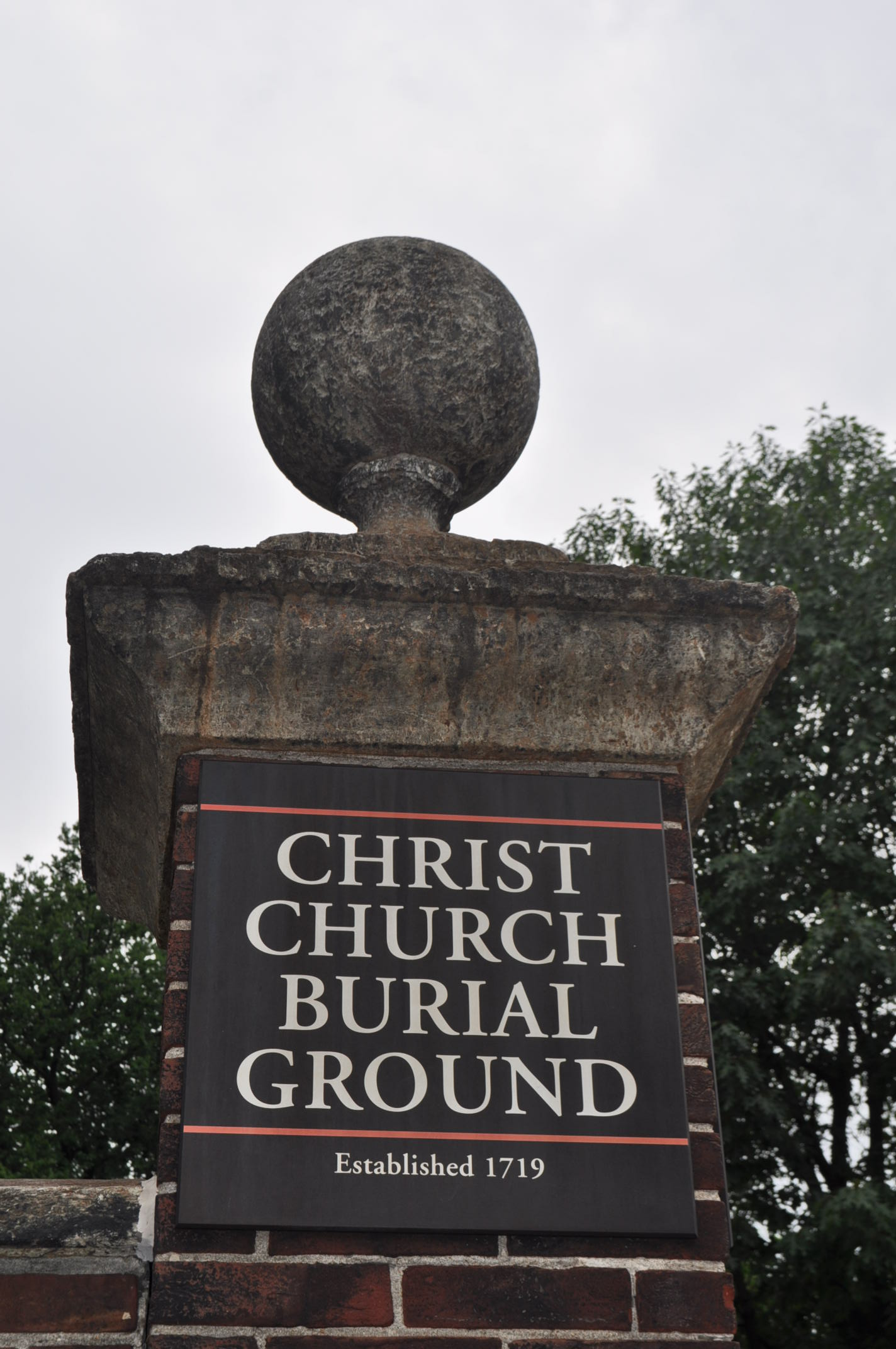 Christ Church Burial Ground paranormal