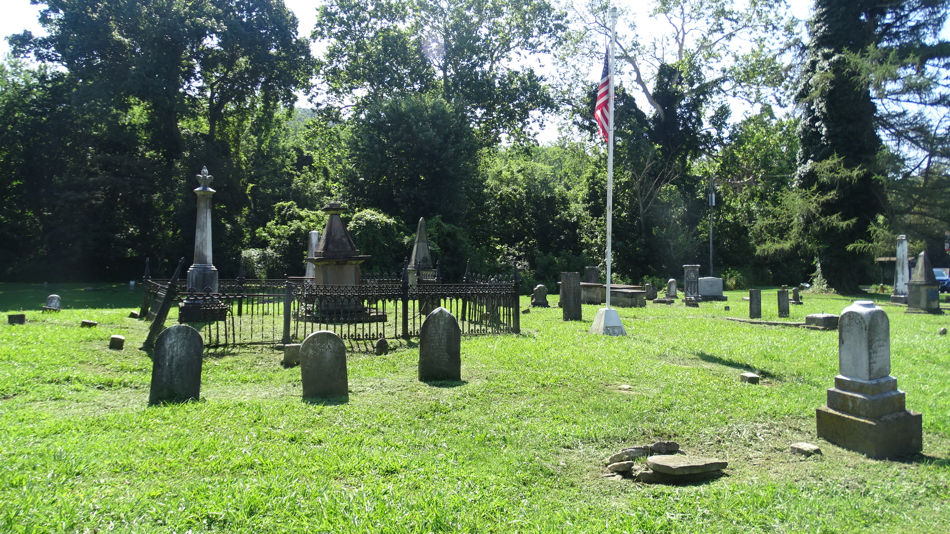 Point Pleasant Pioneer Cemetery paranormal