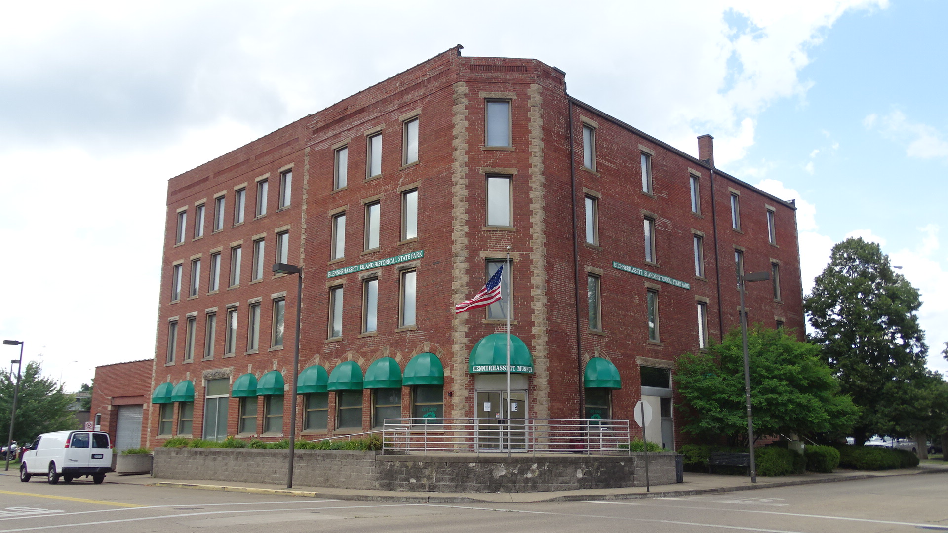 Blennerhassett Museum of Regional History paranormal