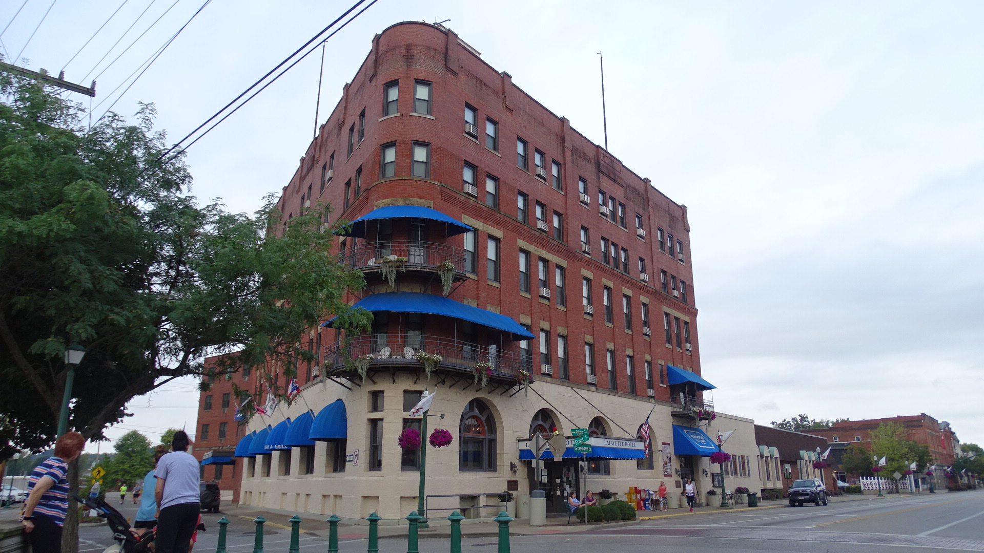 Lafayette Hotel