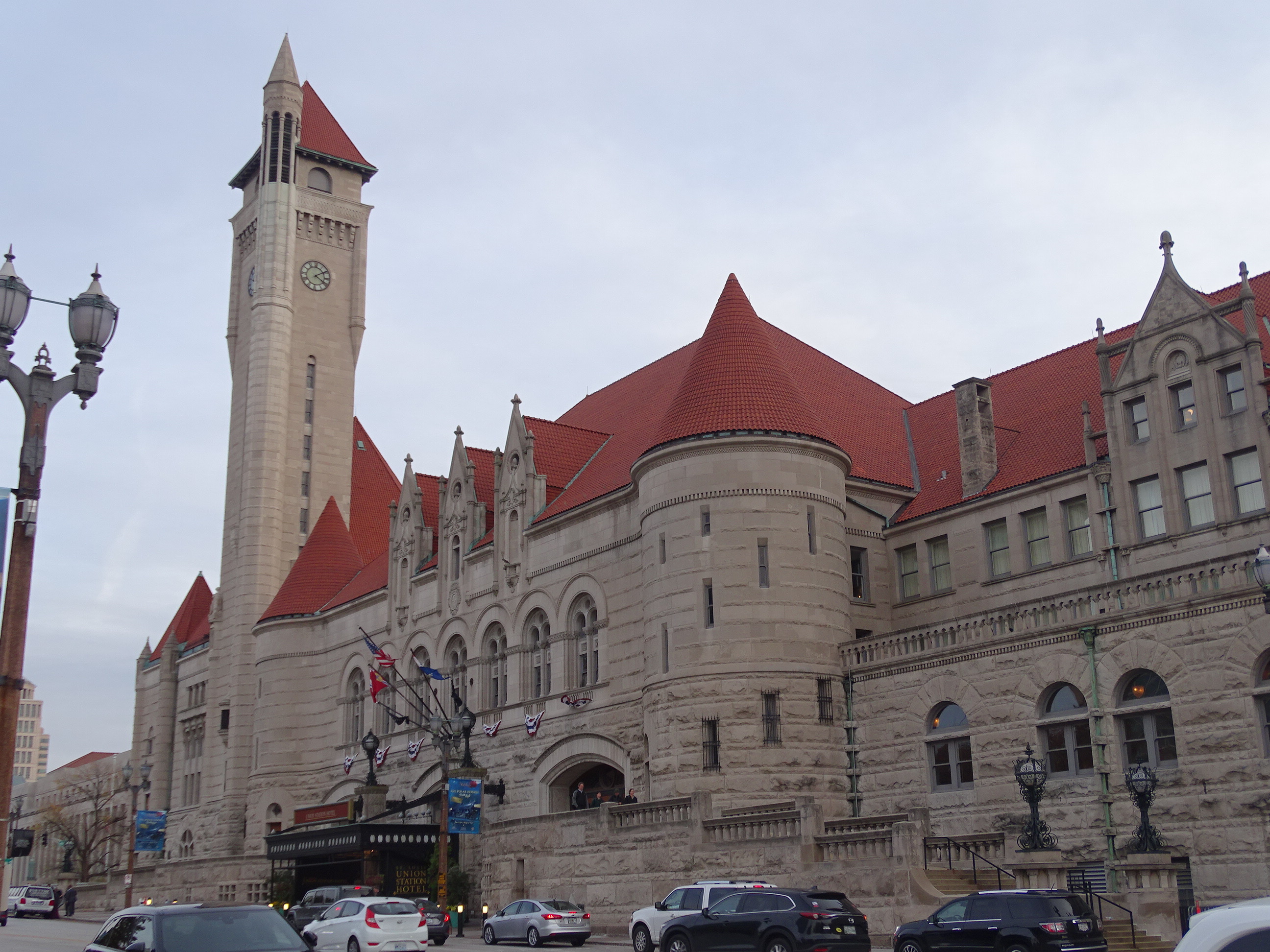 St. Louis Union Station Hotel paranormal