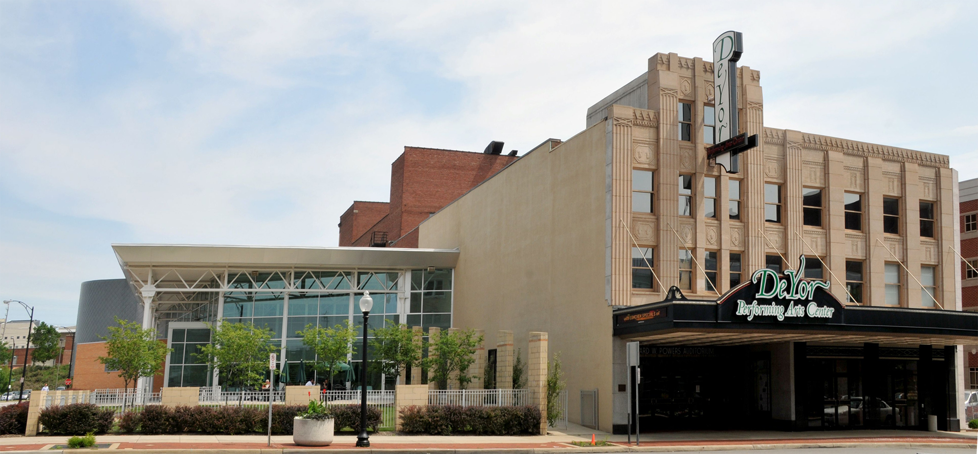 Deyor Performing Arts Center paranormal