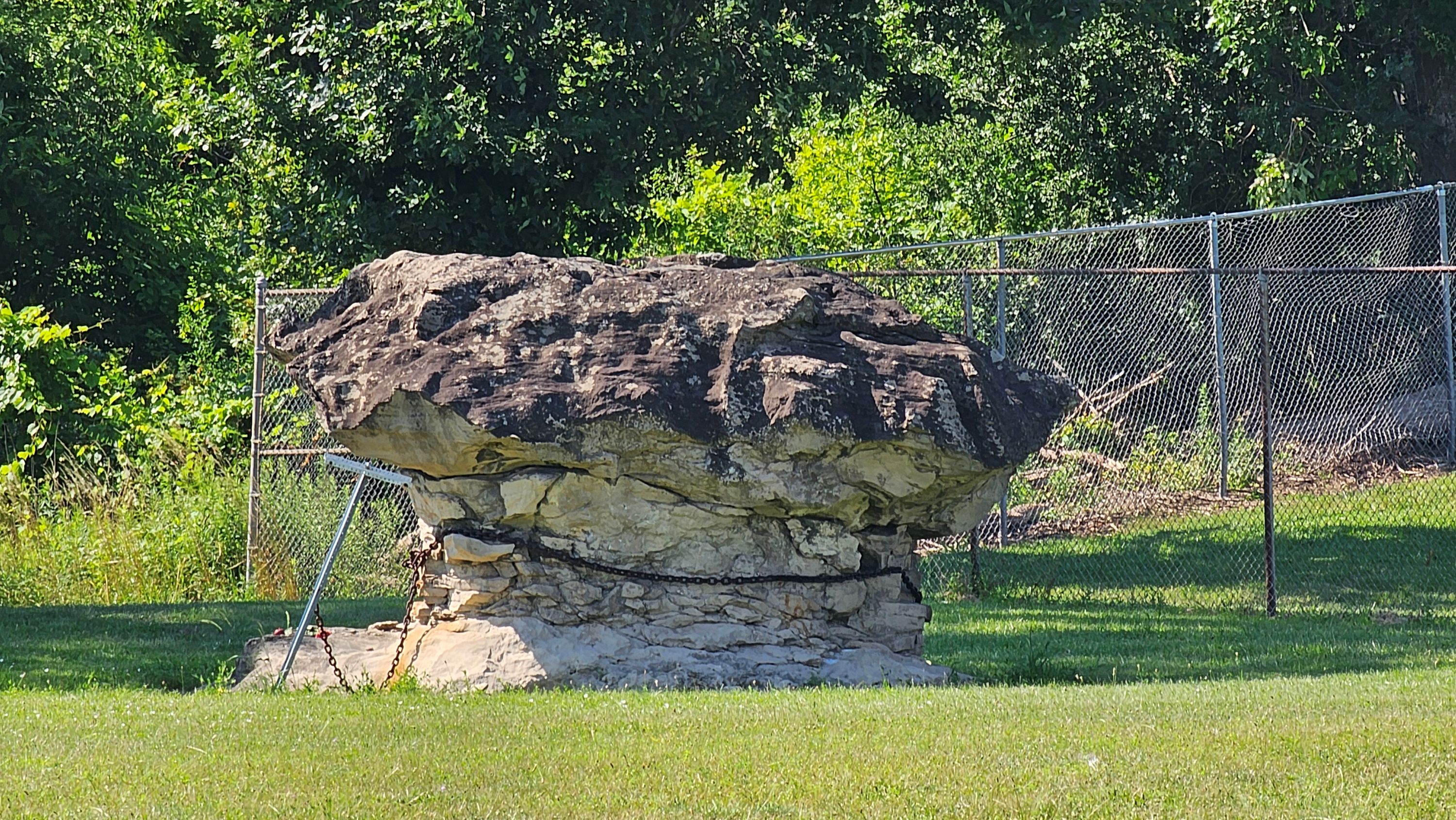 Devil's Rock Batavia