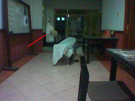 Ohio Ghost Story - 3rd Shirt Same Hospital